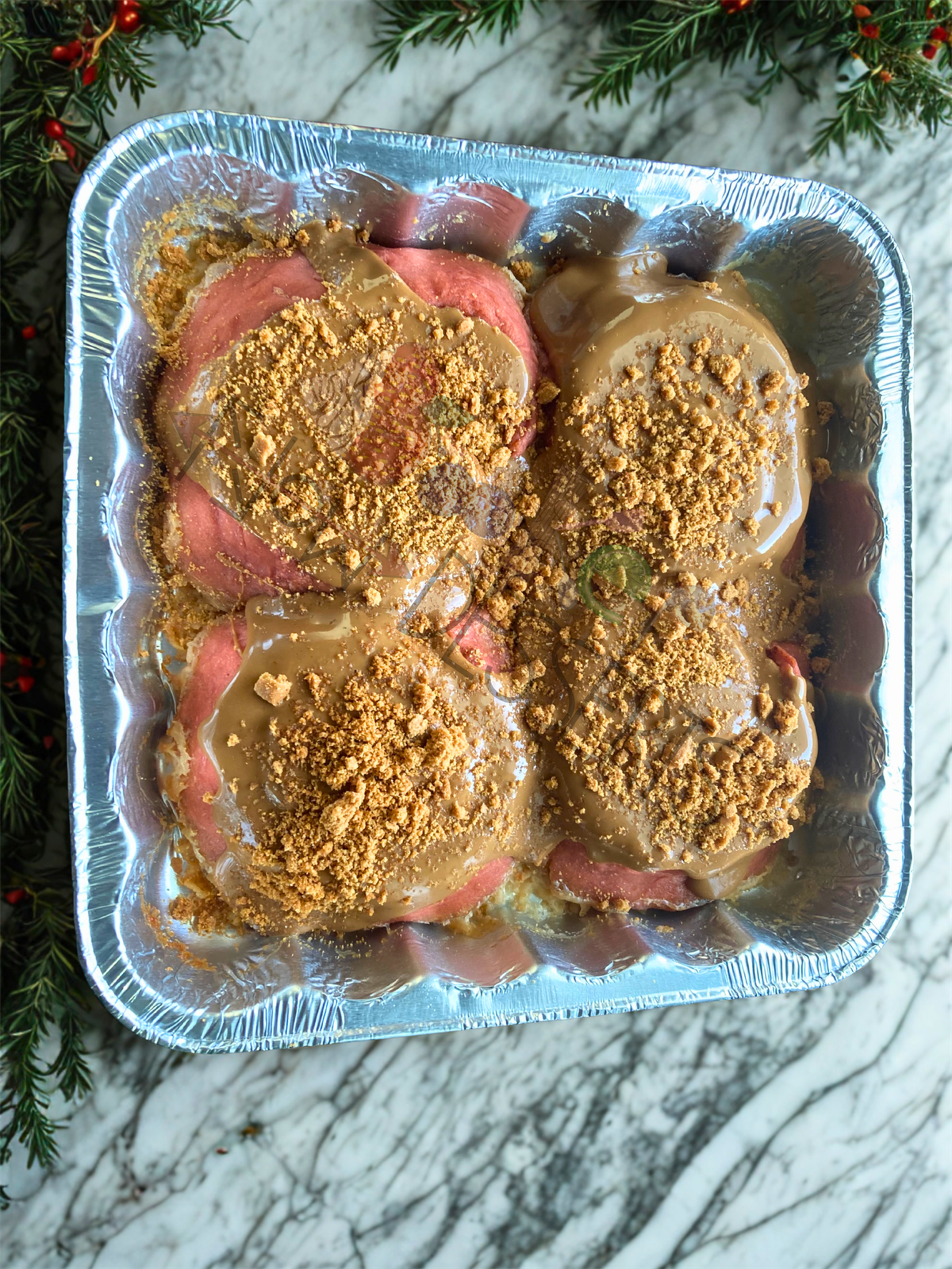 The Ruby Decadence Shannamon Roll